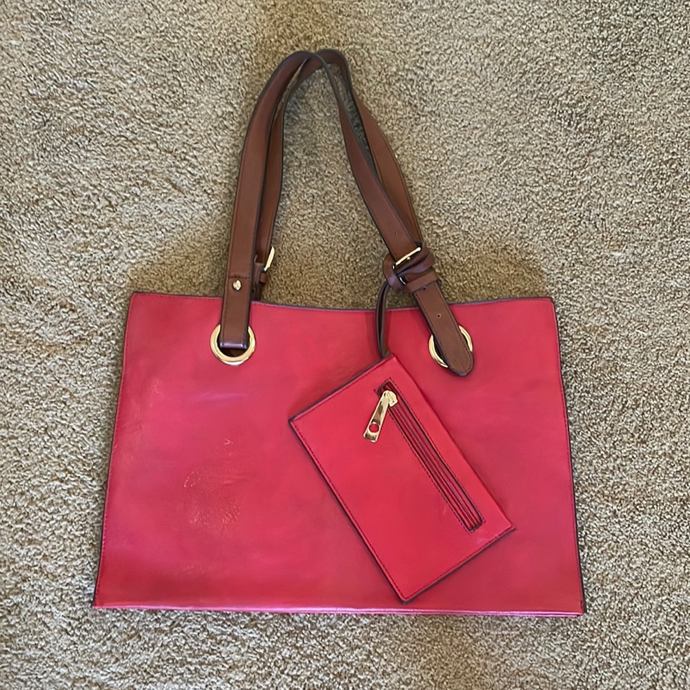 Italian Shoulder Bag. Red.